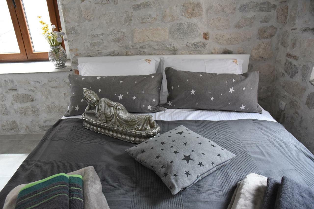 Lana & Ena Apartments Kotor Luaran gambar