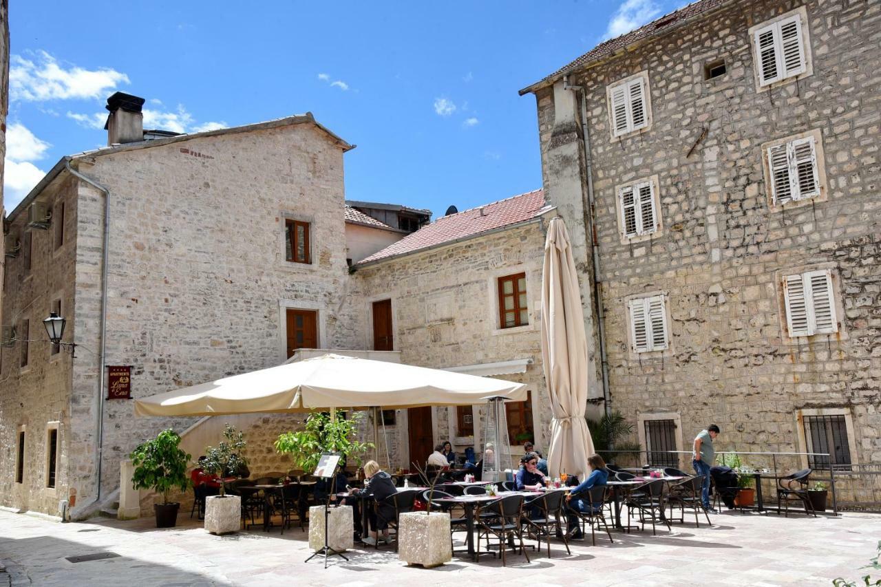 Lana & Ena Apartments Kotor Luaran gambar